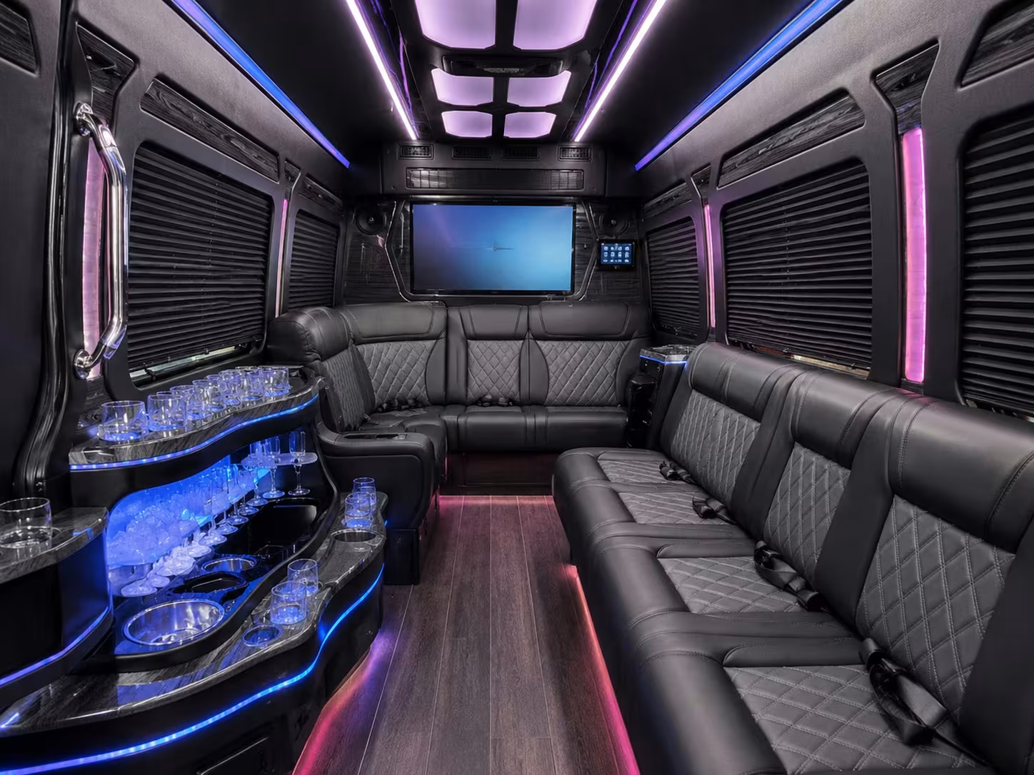 bellflower bus rentals for griffith observatory and la zoo trips