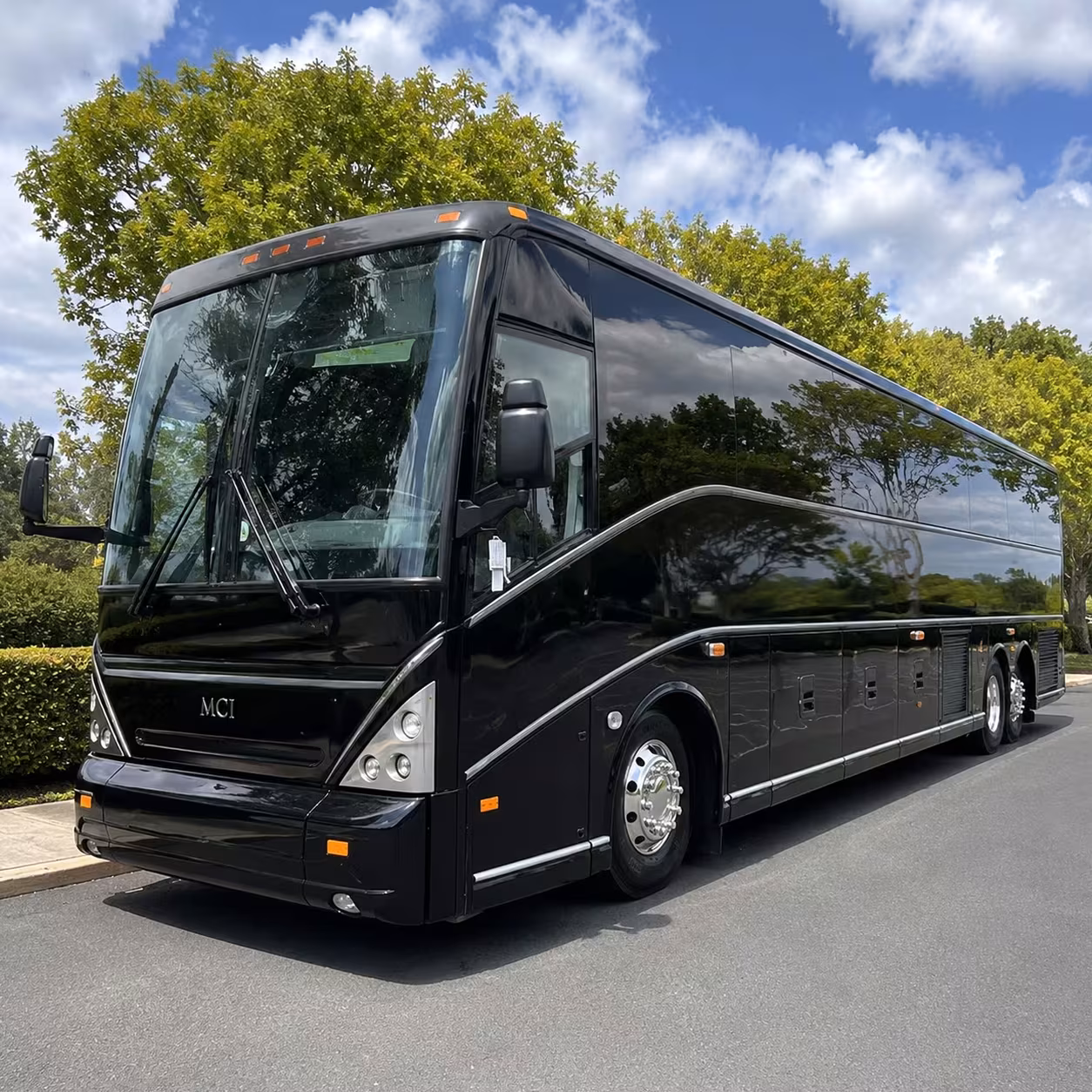 bellflower charter bus rentals to sofi stadium and kia forum