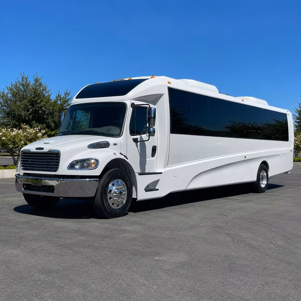 minibus rentals in bellflower for prom night groups of every size